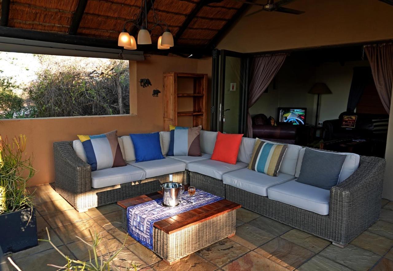 Tau @ Kruger Villa Marloth Park Buitenkant foto